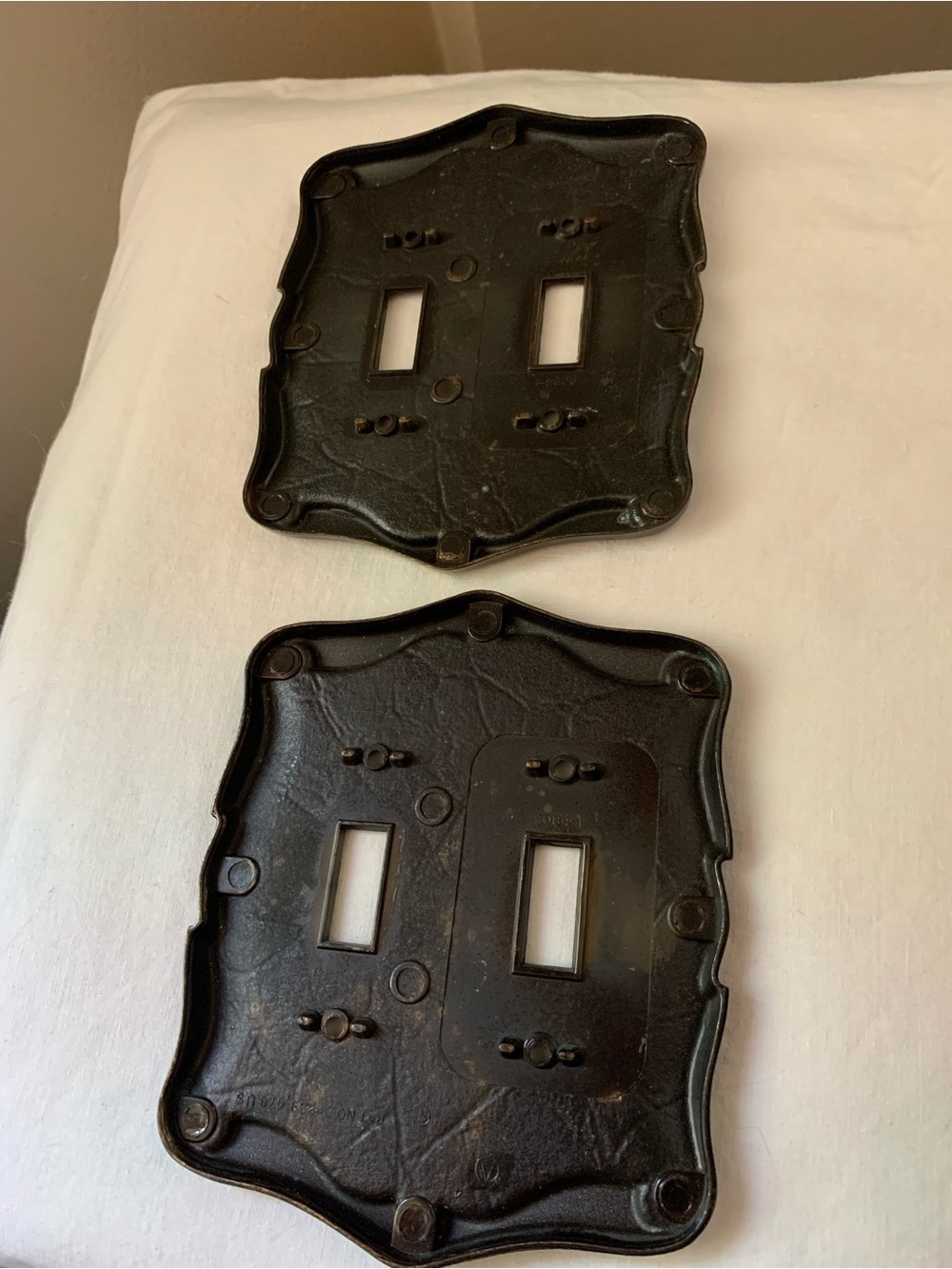 🏛️Lot(5) : 1971 Amerock Carriage House Switch Plates - Vintage 9081-1 & 9084-1 - Picture 9 of 13